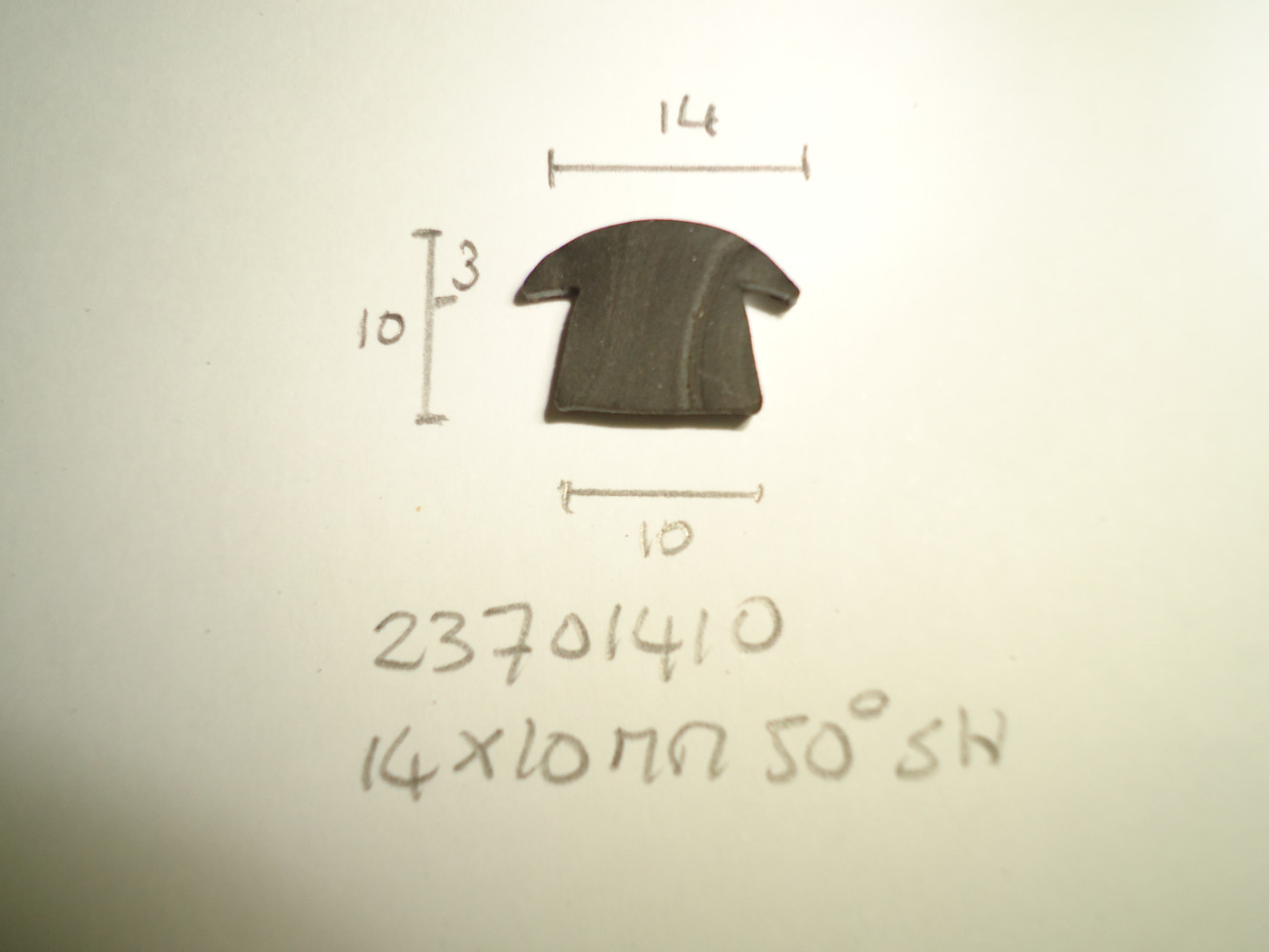 Stootlijst 14x10mm 50&ordm; shore - Dsc04029 - 23701410