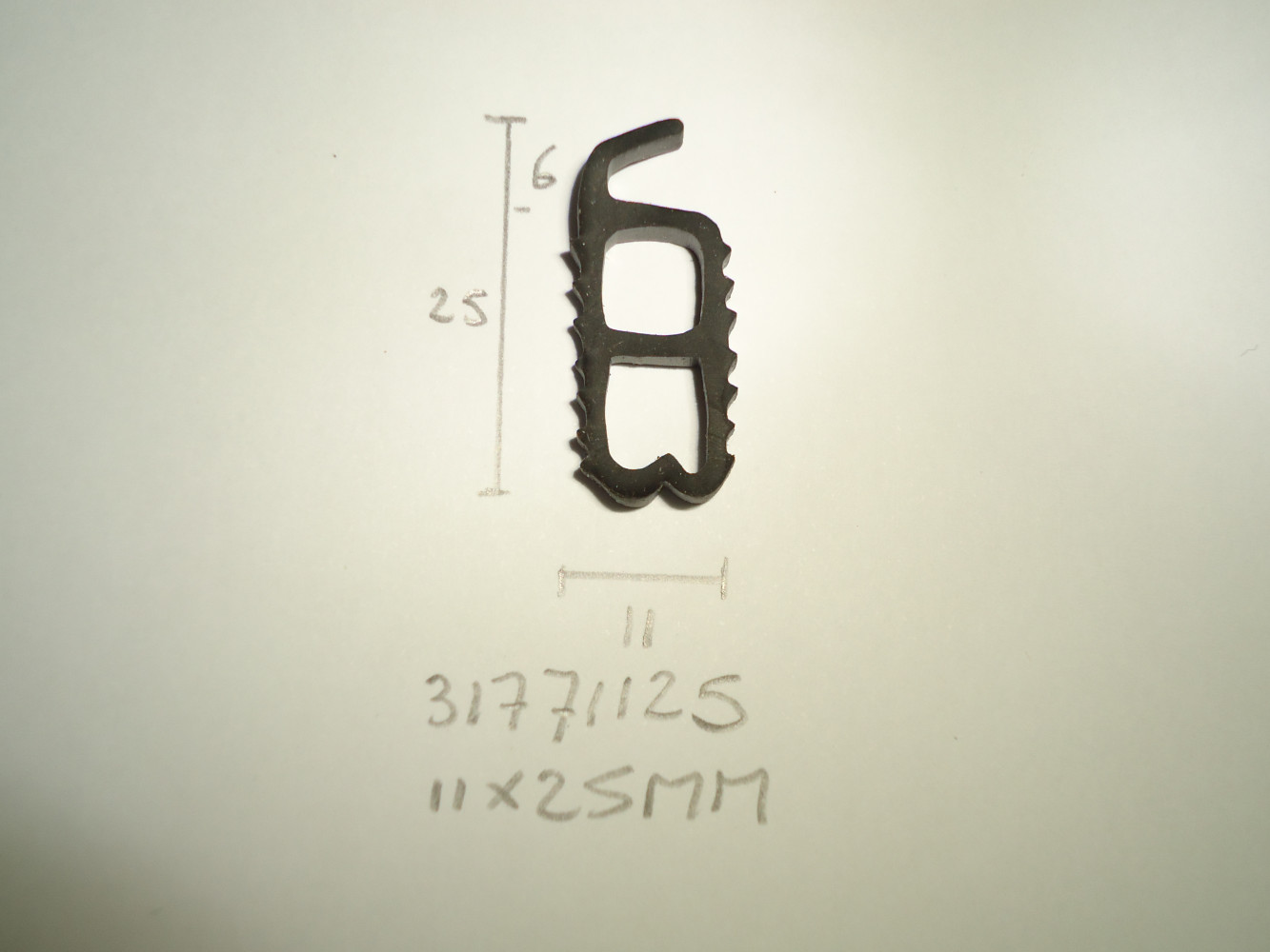 Aanslagrubber 11x25mm - Dsc04148 - 31771125
