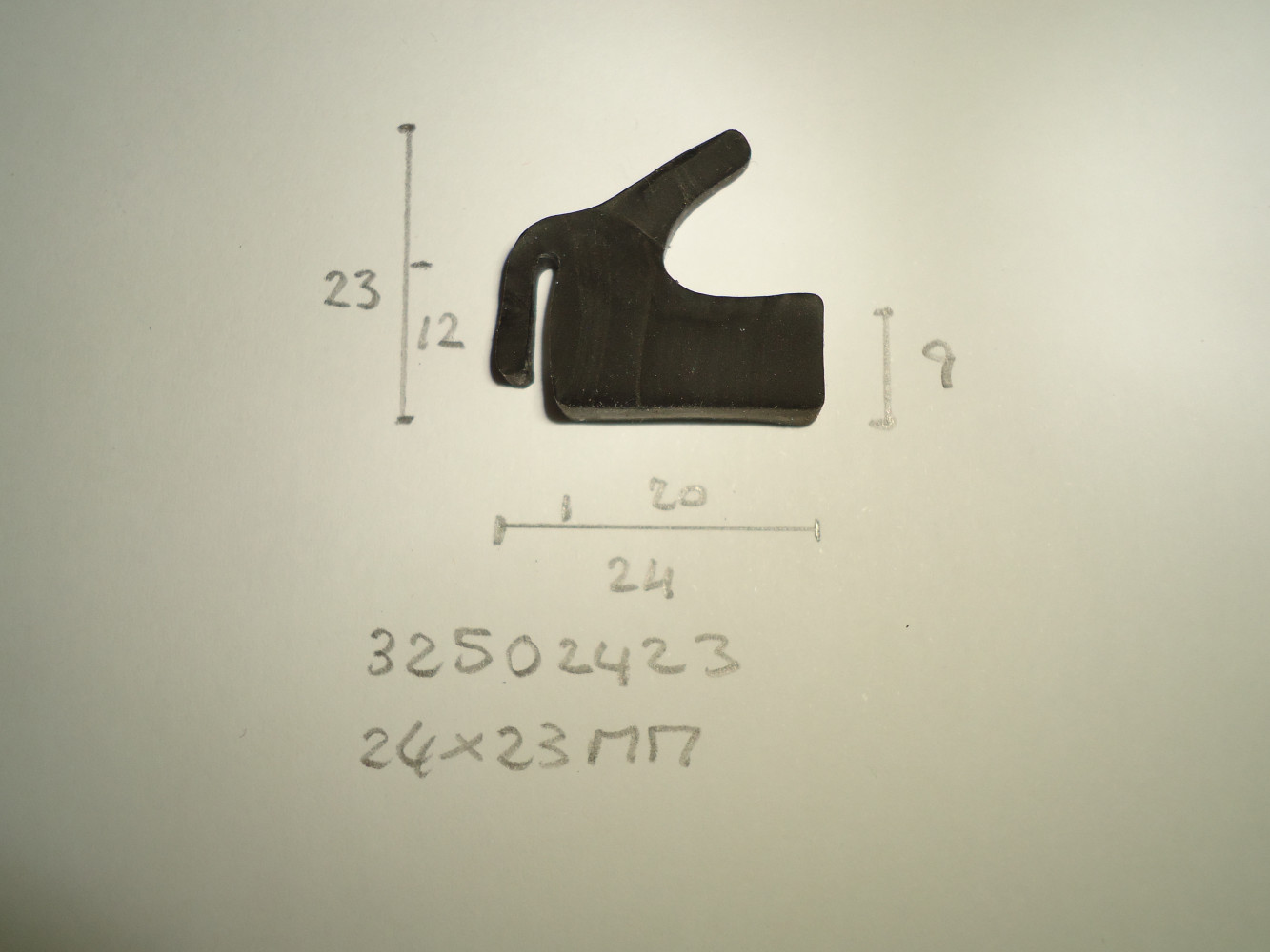 Koffer rubber 24x23mm - Dsc04332 - 32502423