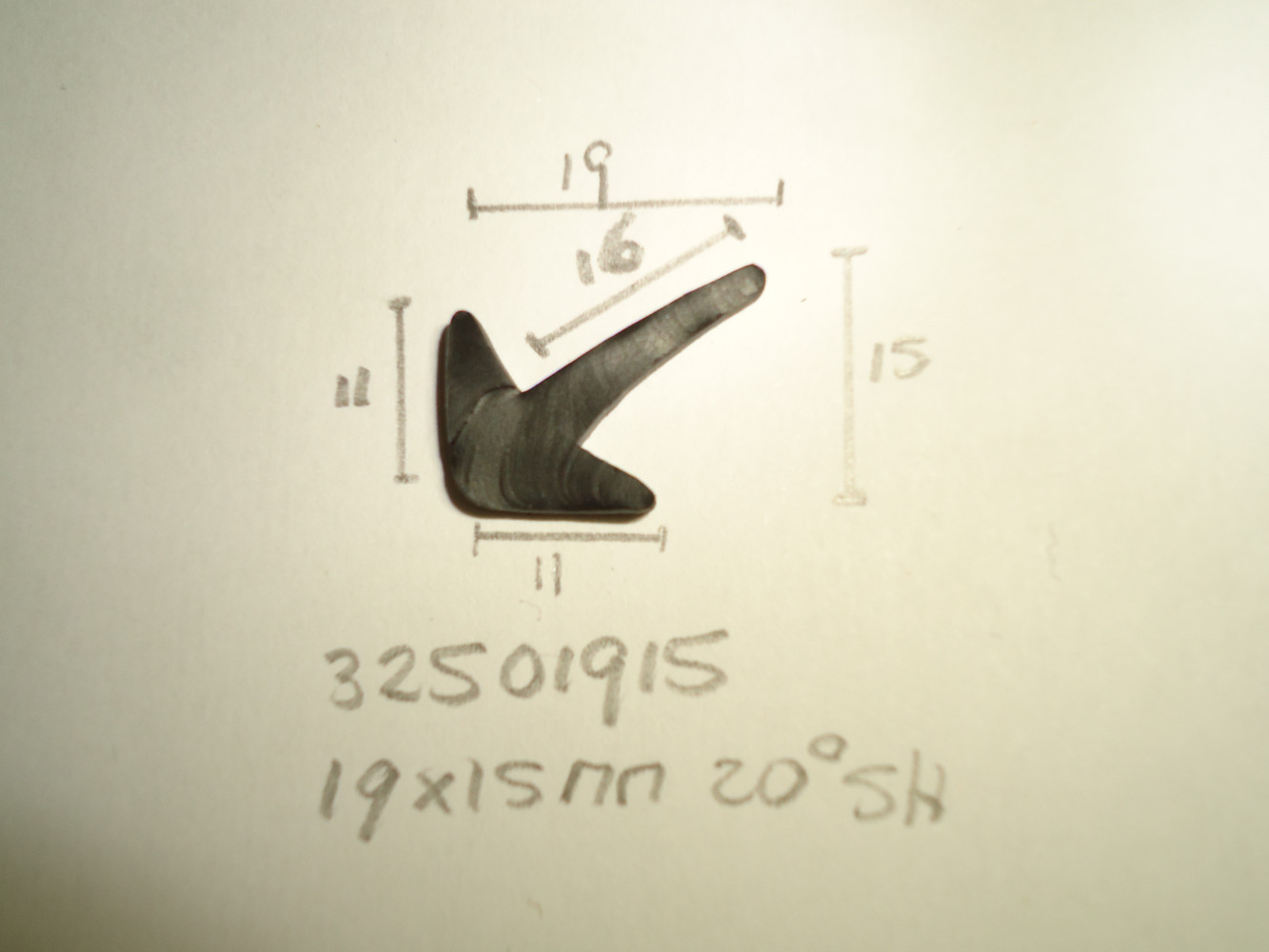 Deurrubber 19x15mm mos - Dsc04395 - 32501915