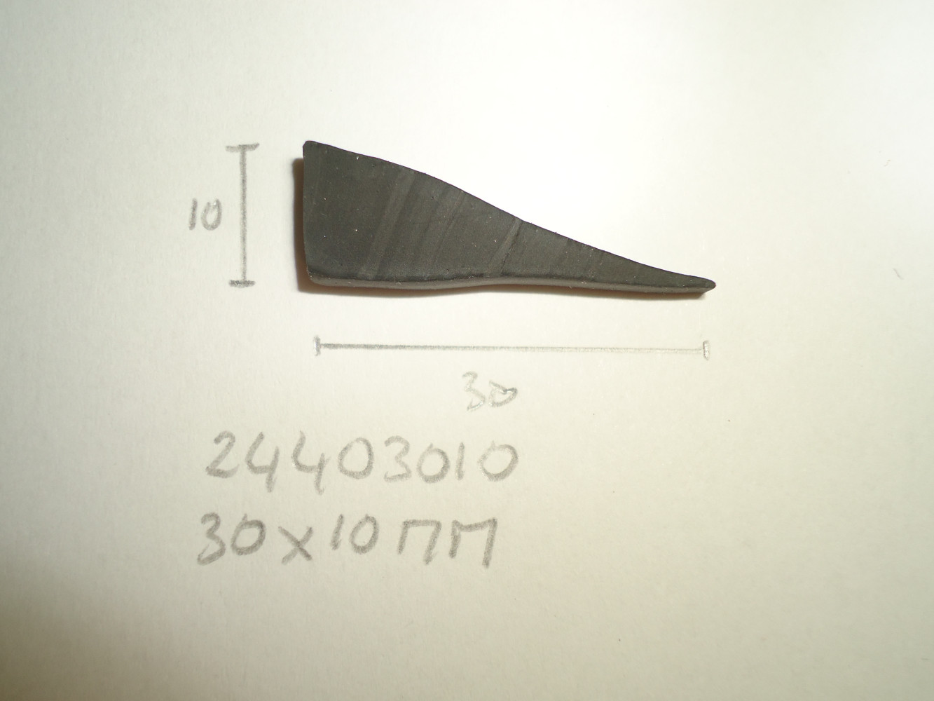 Afwerkrand camperdak 30x10mm - Dsc04543 - 24403010