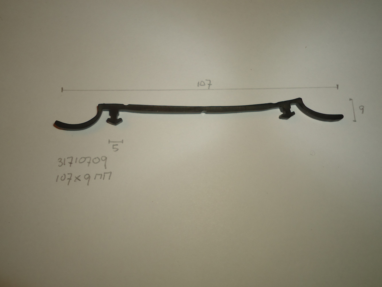 klapdeur rubber 107x9mm - Dsc05194 - 31810709