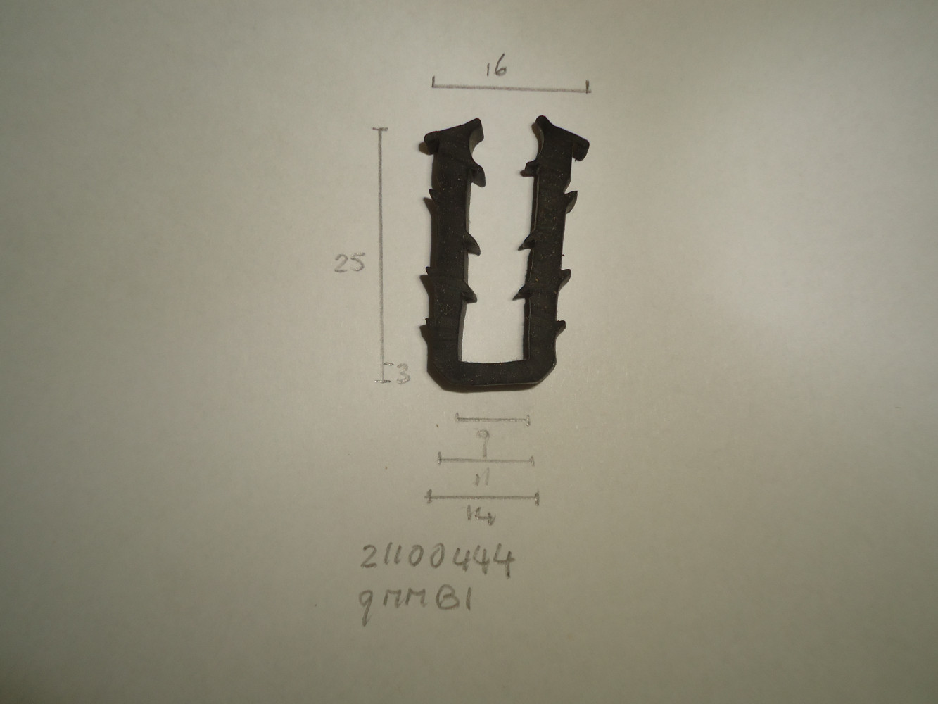 U- profiel 16x25mm 9mm bi - Dsc05201 - 21100444