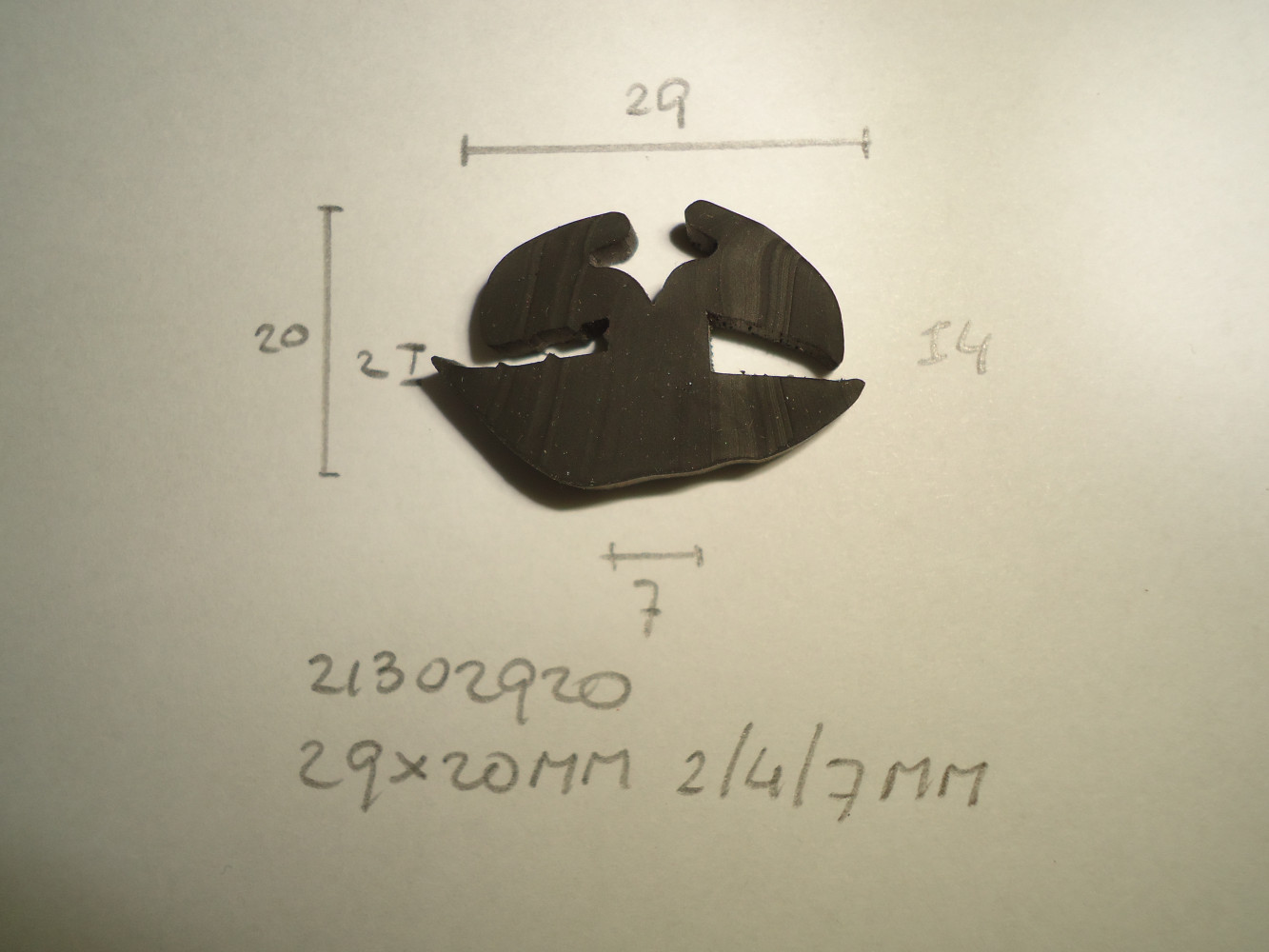 Raamrubber 29x20mm 2/4/7mm - Dsc05239 - 21302920
