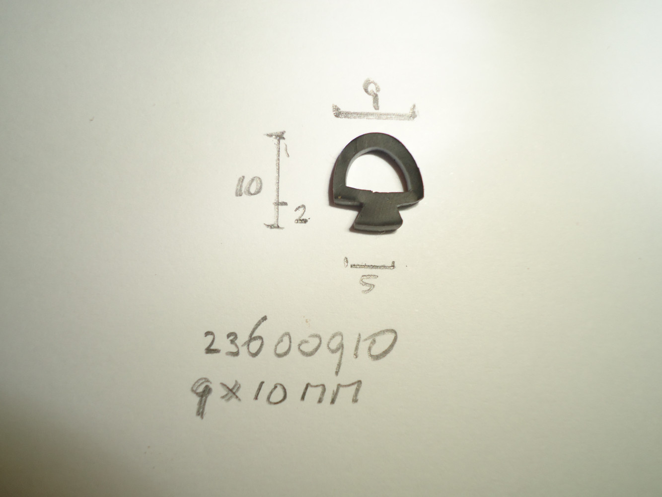 Raamrubber 9x10mm - Dsc05407 - 23600910