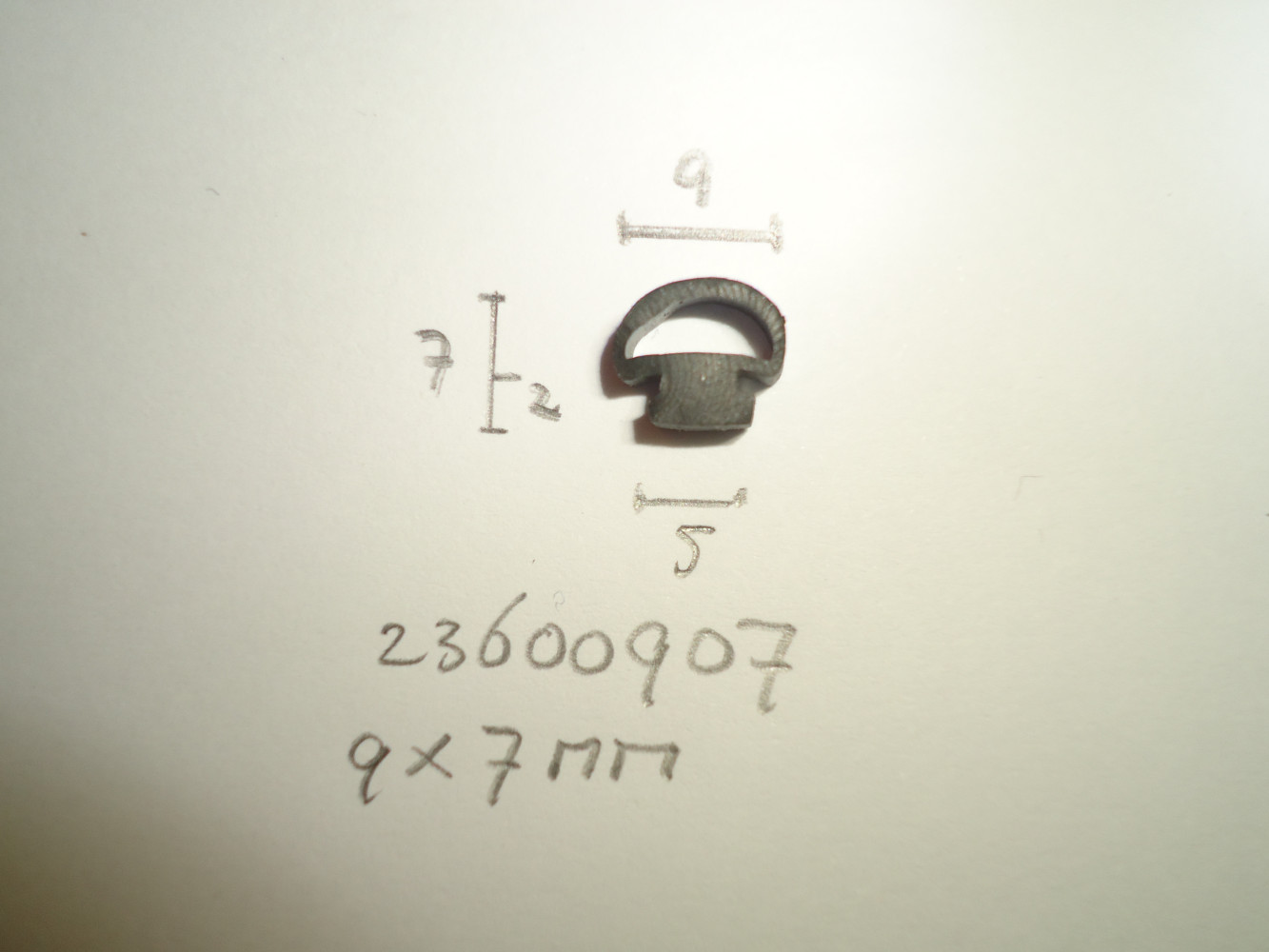 Raamrubber 9x7mm mos - Dsc05408 - 23600907