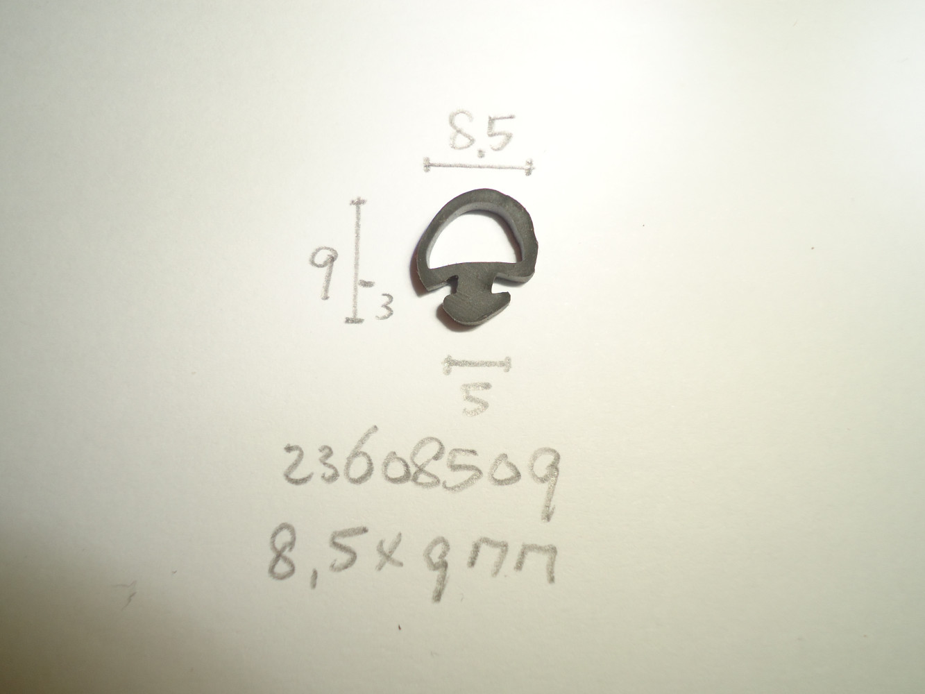 Raamrubber 8.5x9mm - Dsc05410 - 23608509