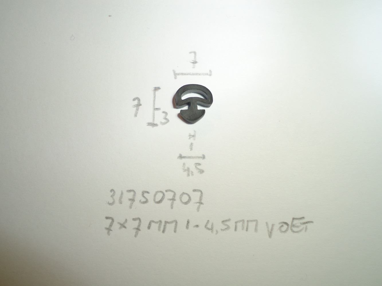 Kozijnprofiel 7x7mm 1- 4.5mm voet - Dsc05665 - 31750707