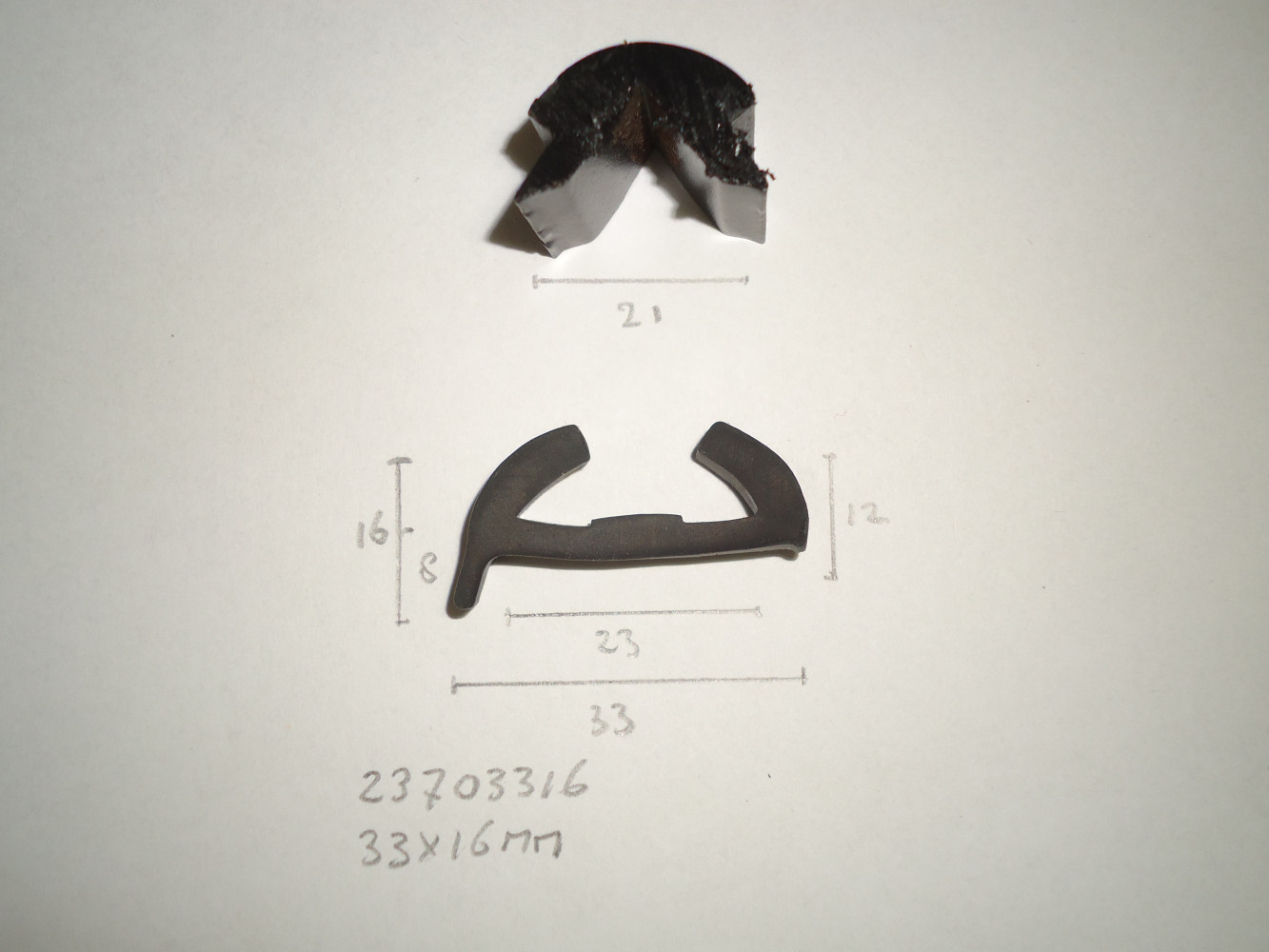 Onderlegbies stootlijst 33x16mm - Dsc05718 - 23703316