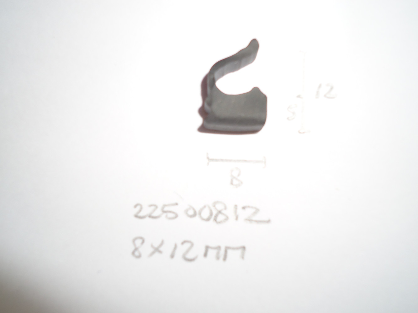 Kofferkleprubber 8x12mm - Dsc05894 - 22500812