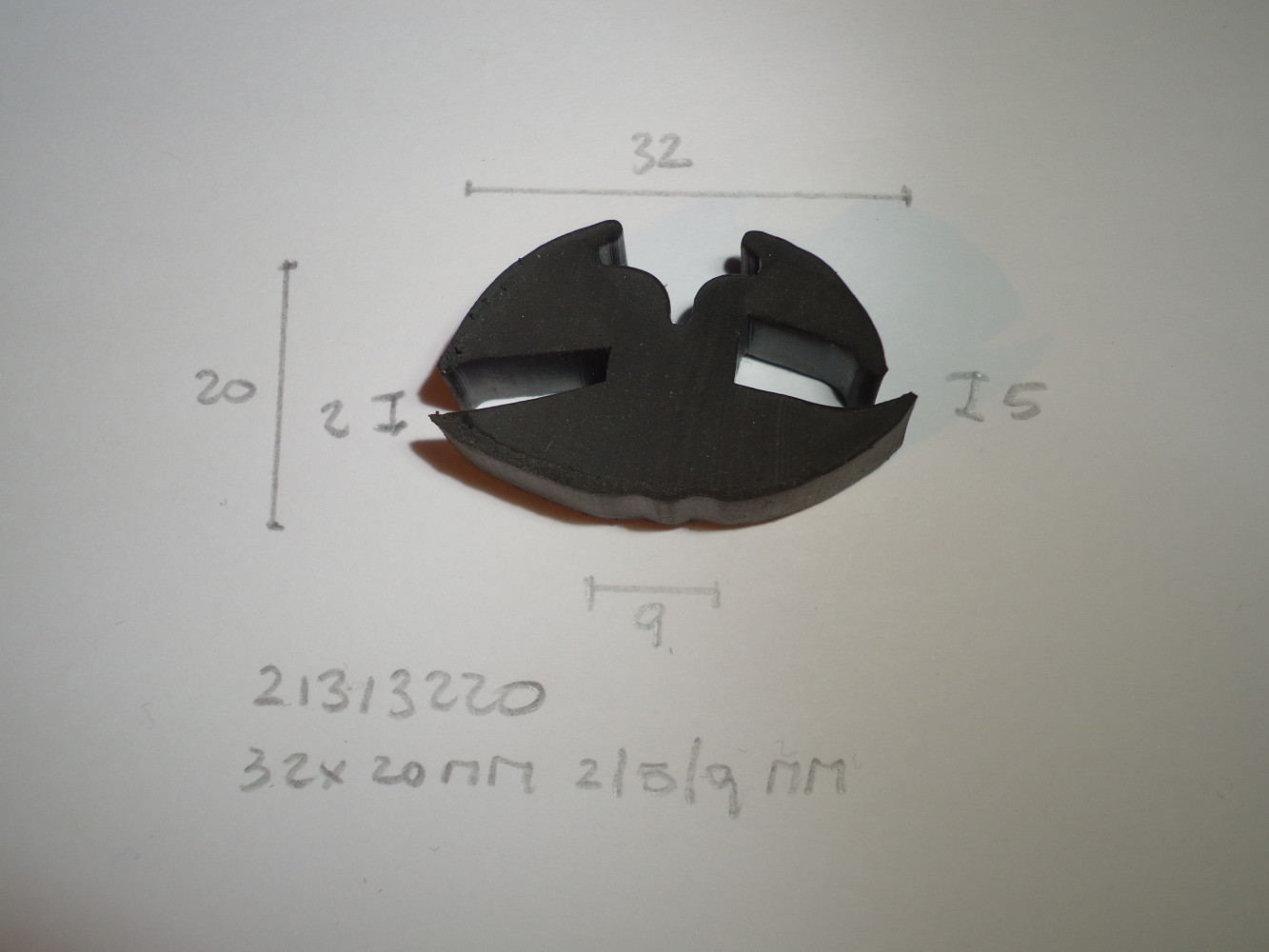 Raamrubber 32x20mm 2/5/9mm - Dsc05942 - 21313220