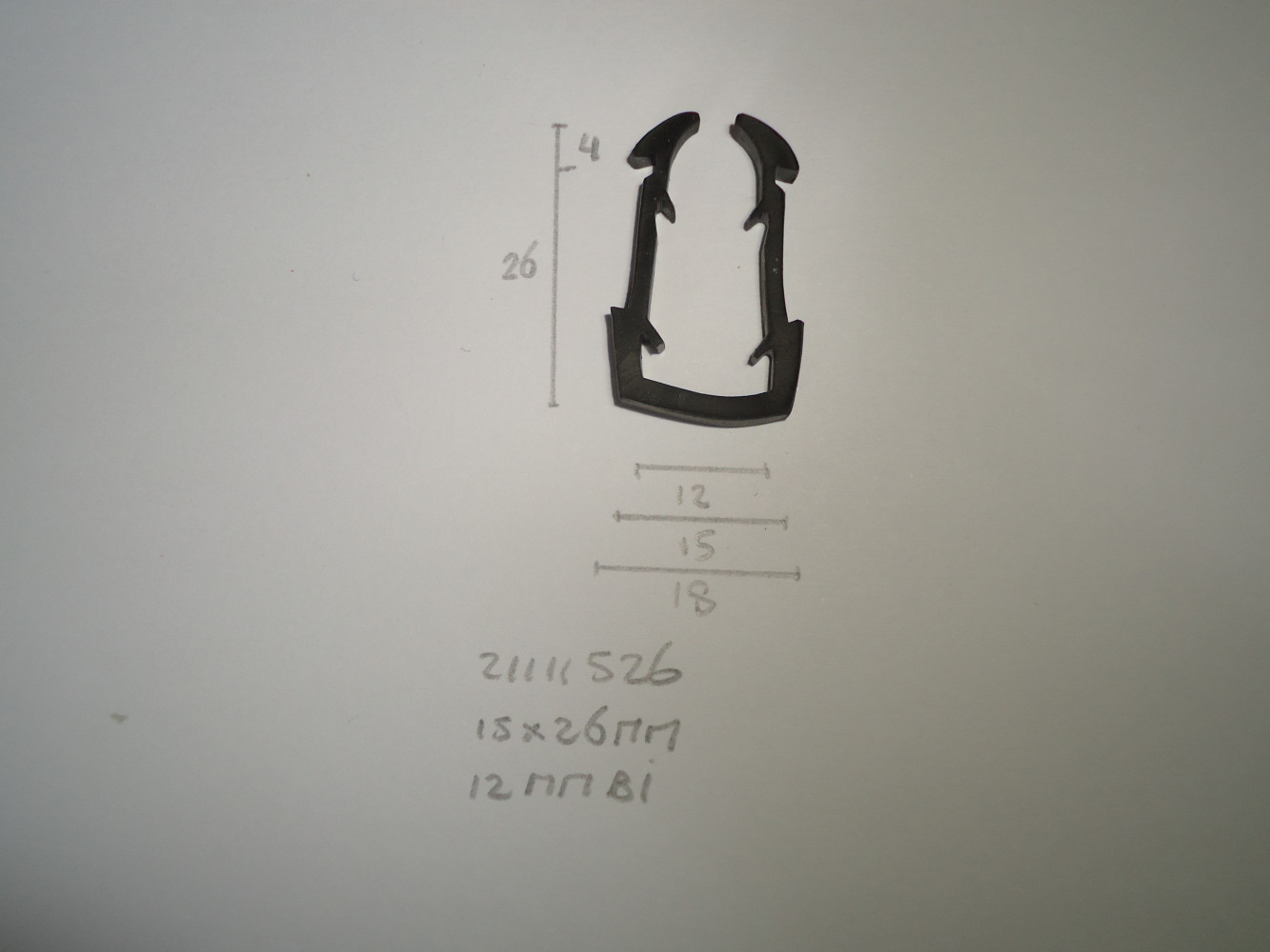 Beglazingsrubber 15x26mm 12mm bi - Dsc05977 - 21111526