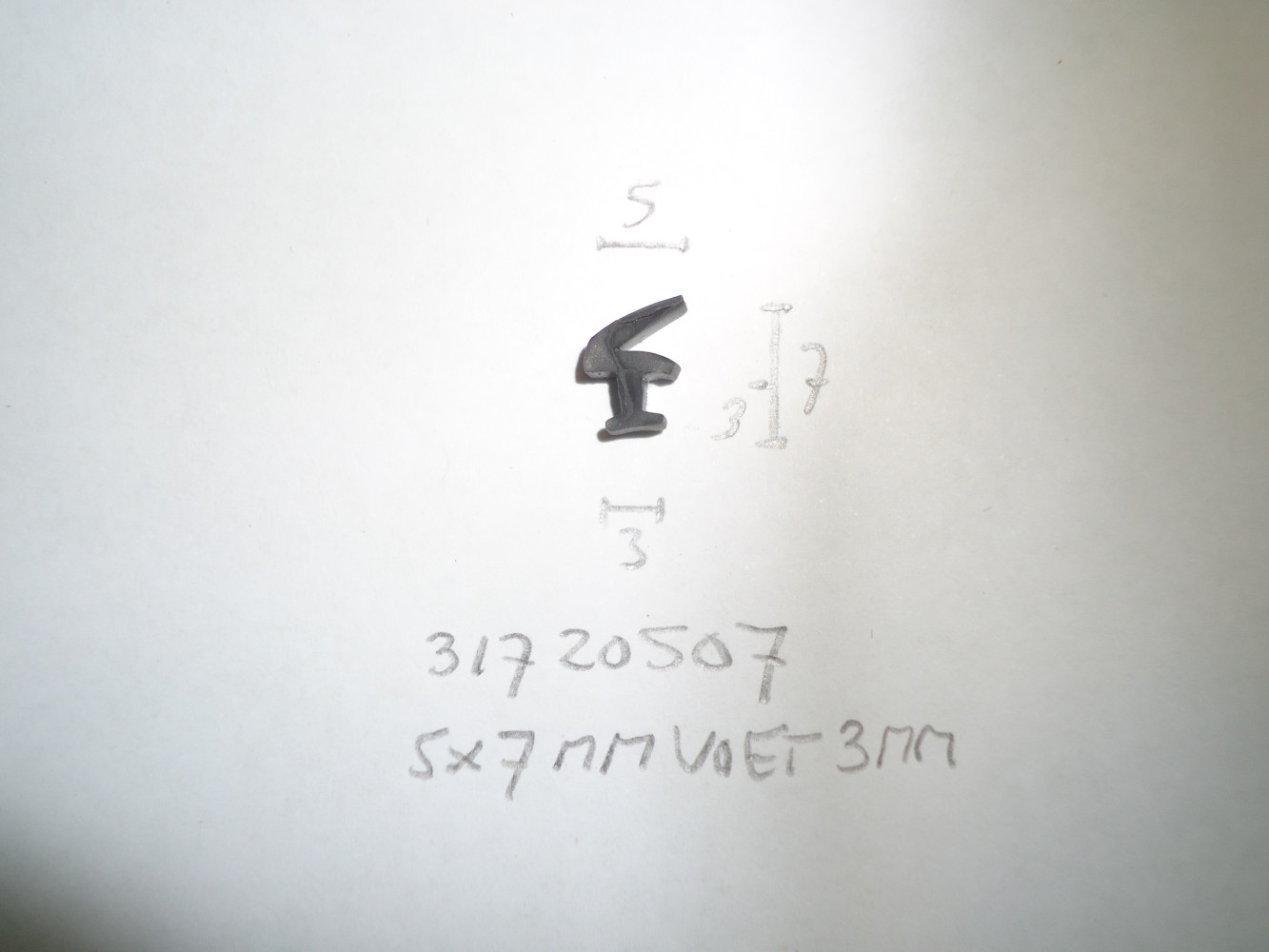 Kozijnprofiel 5x7mm voetje 3mm - Dsc06876 - 31720507