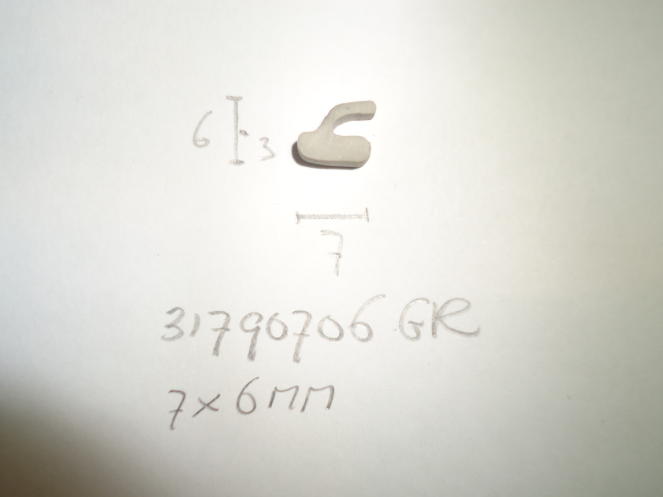 Kozijnprofiel 7x6mm voet 7mm - Dsc06935 - 31790706GR