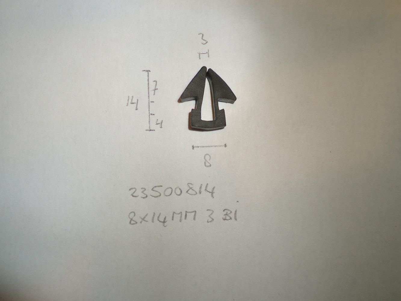 Raamrubber 8x14mm 3mm bi - Dsc07243 - 23500814