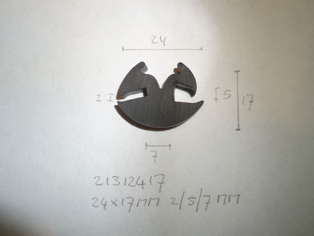 Raamrubber 24x17mm 2/5/7mm - Dsc07259 - 21312417