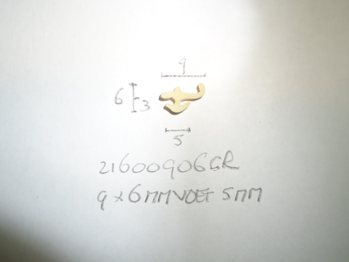 Inlegbies 9x6mm voet 5mm - Dsc07404 - 21600906CR