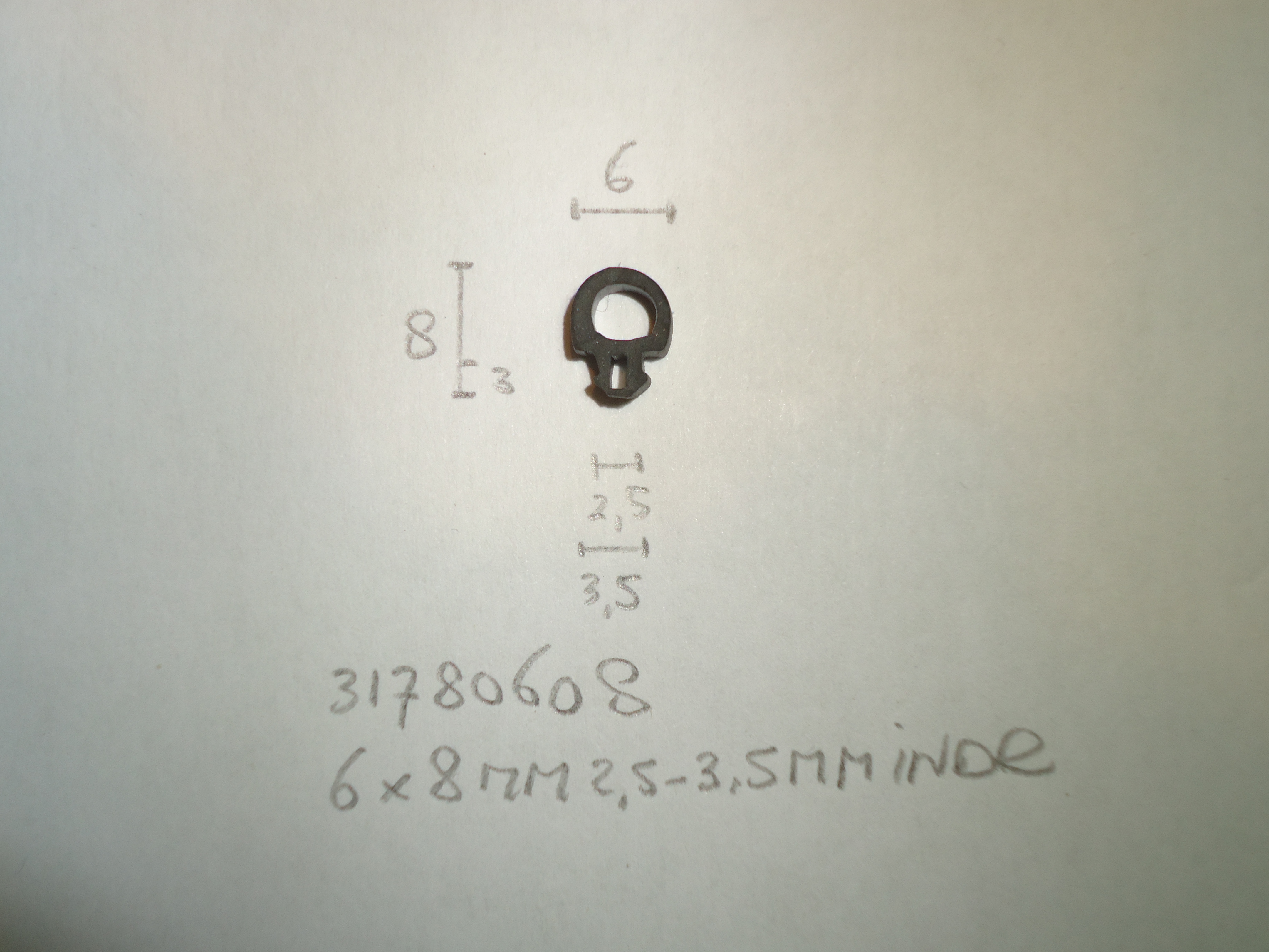 Kozijnrubber 6x8mm 2.5- 3.5mm indr - Dsc07633 - 31780608
