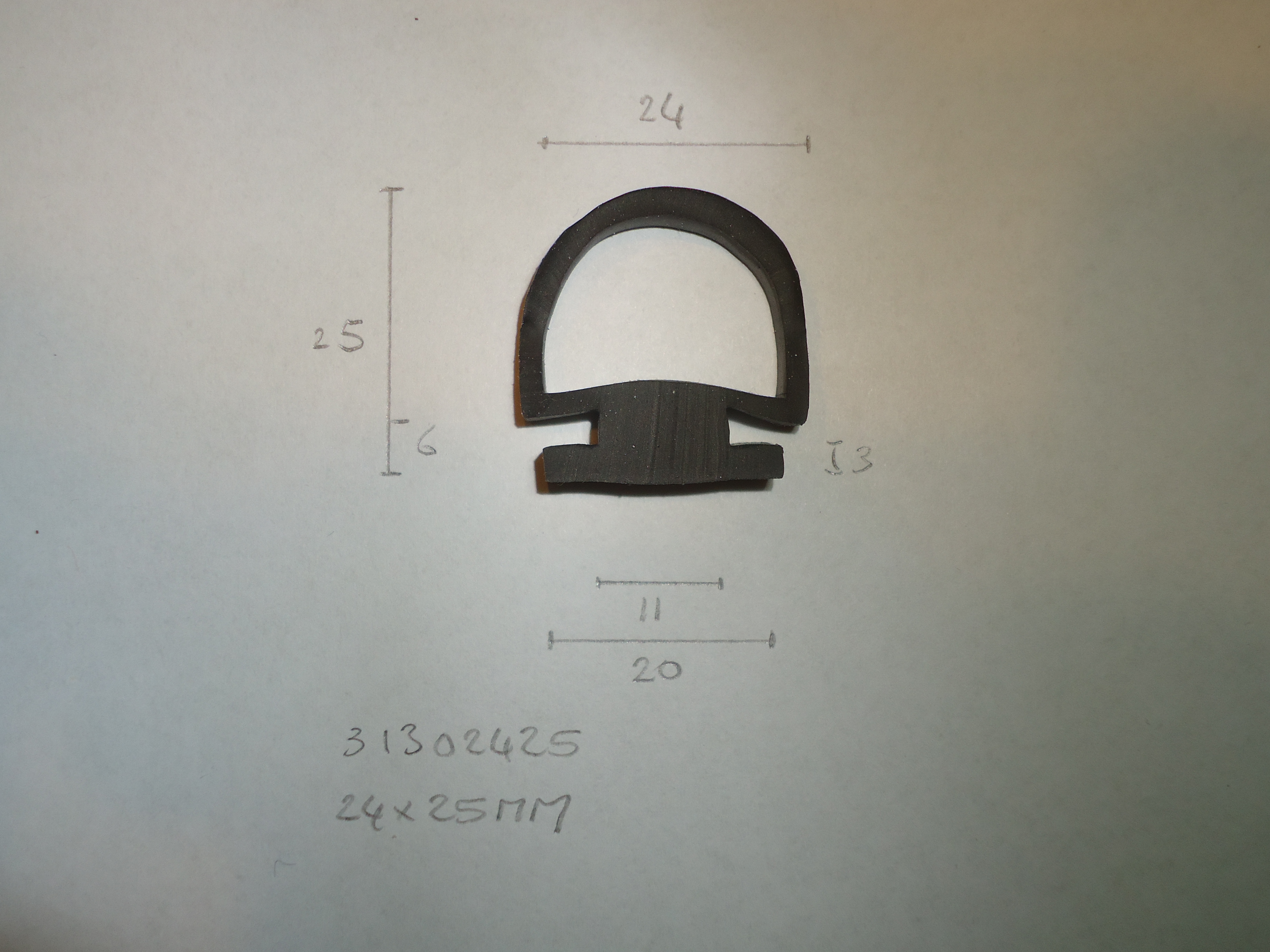 Omega profiel 24x25mm - Dsc07797 1 - 31302425